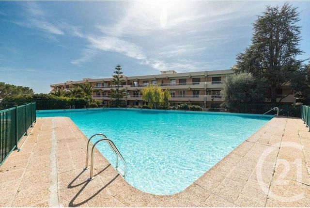 Appartement F1 à vendre - 1 pièce - 23.0 m2 - NICE - 06 - PROVENCE-ALPES-COTE-D-AZUR - Century 21 Cbs Immobilier